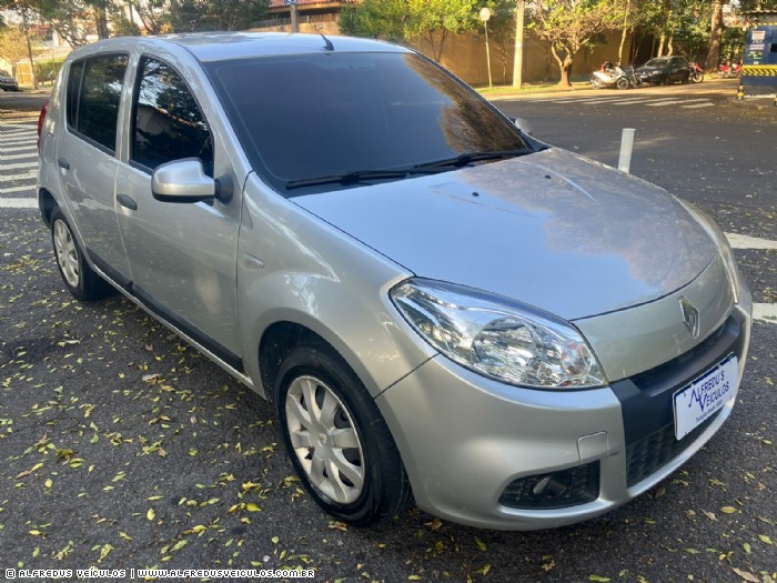 Renault SANDERO EXPRESSION 1.6 2013/2013